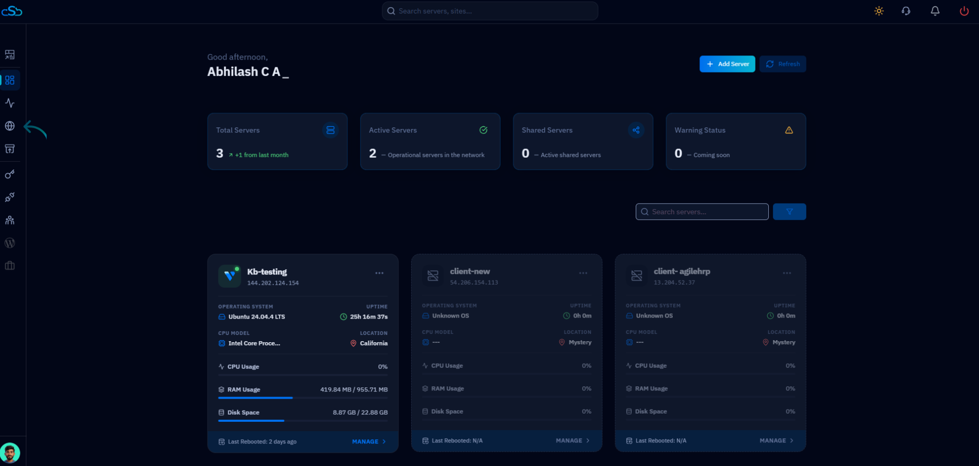 Fig. 01 — CloudStick main dashboard showing connected servers. Start here before navigating to DNS Manager.